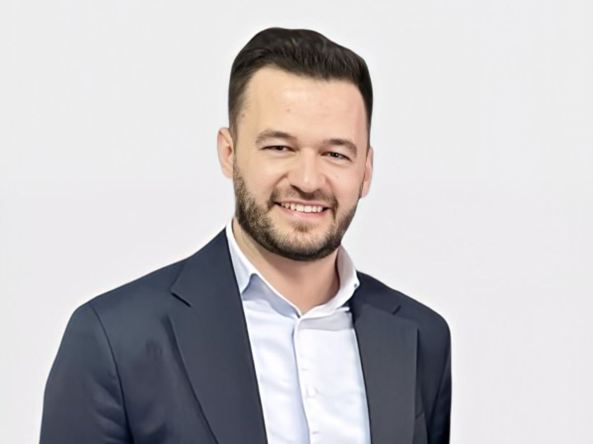 Academy founder visits Växjö, Sweden, for a dual-learning project